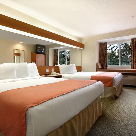 Microtel Inn & Suites By Wyndham Brunswick Cameră foto