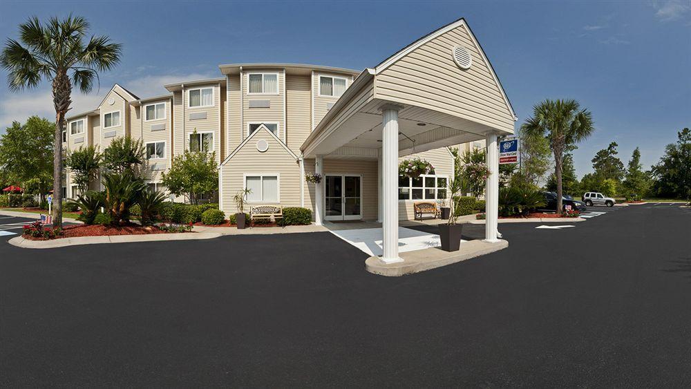 Microtel Inn & Suites By Wyndham Brunswick Exterior foto